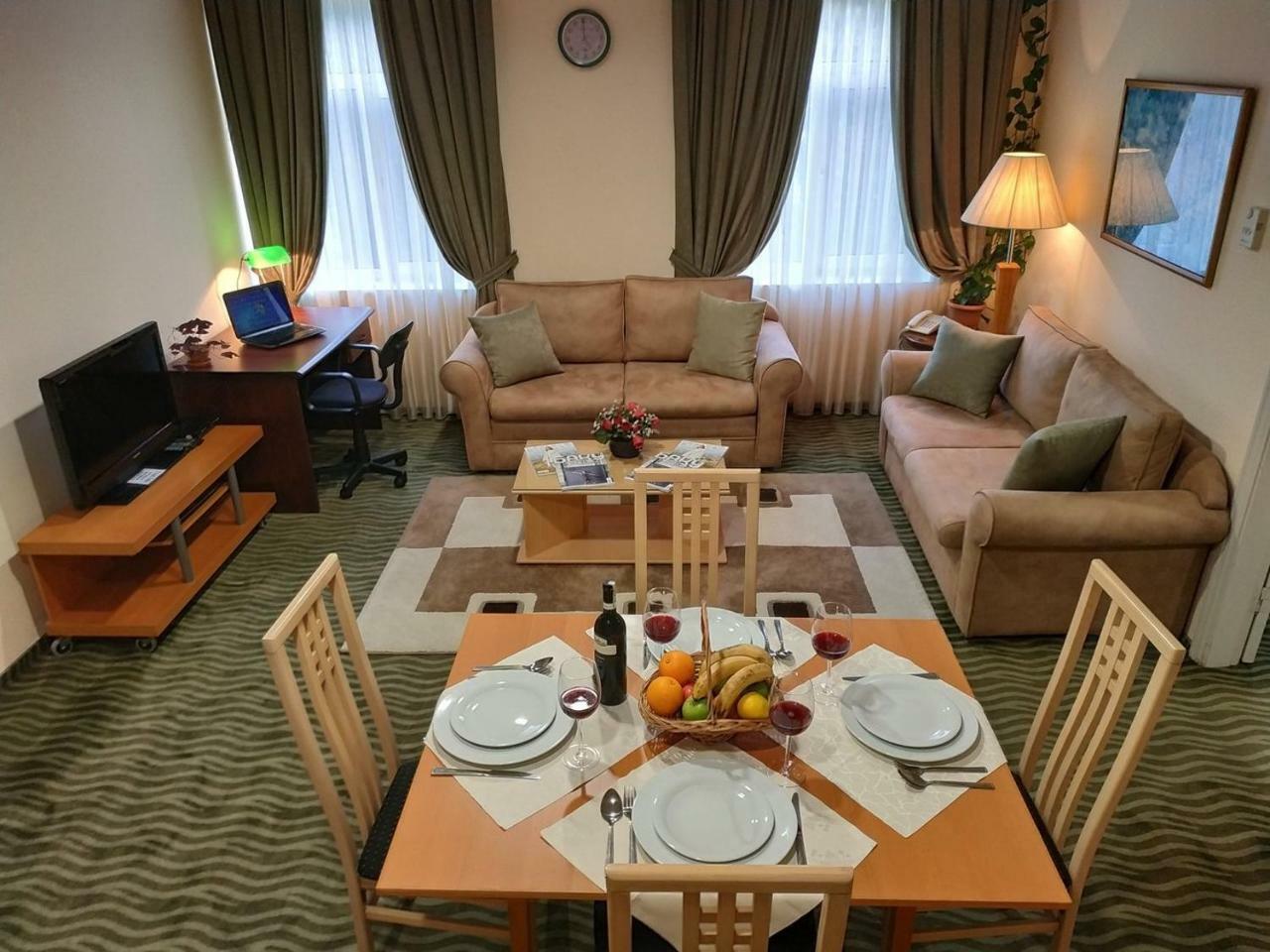 City Mansion Aparthotel Баку Екстериор снимка