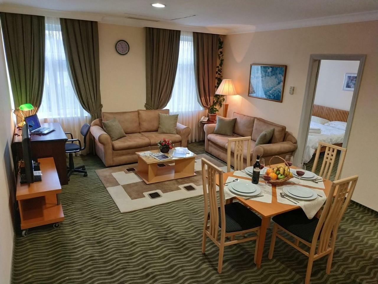 City Mansion Aparthotel Баку Екстериор снимка